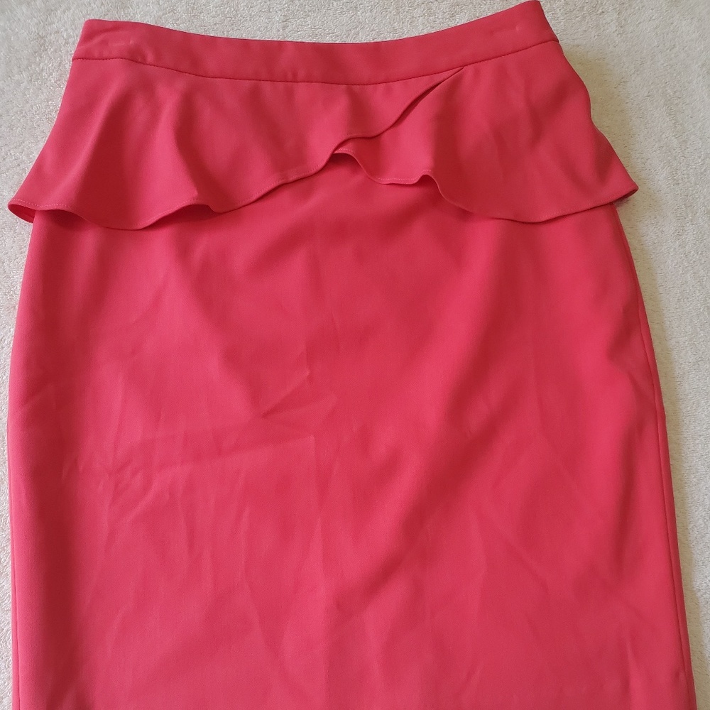 Express Hot Pink Skirt - Picture 1 of 10